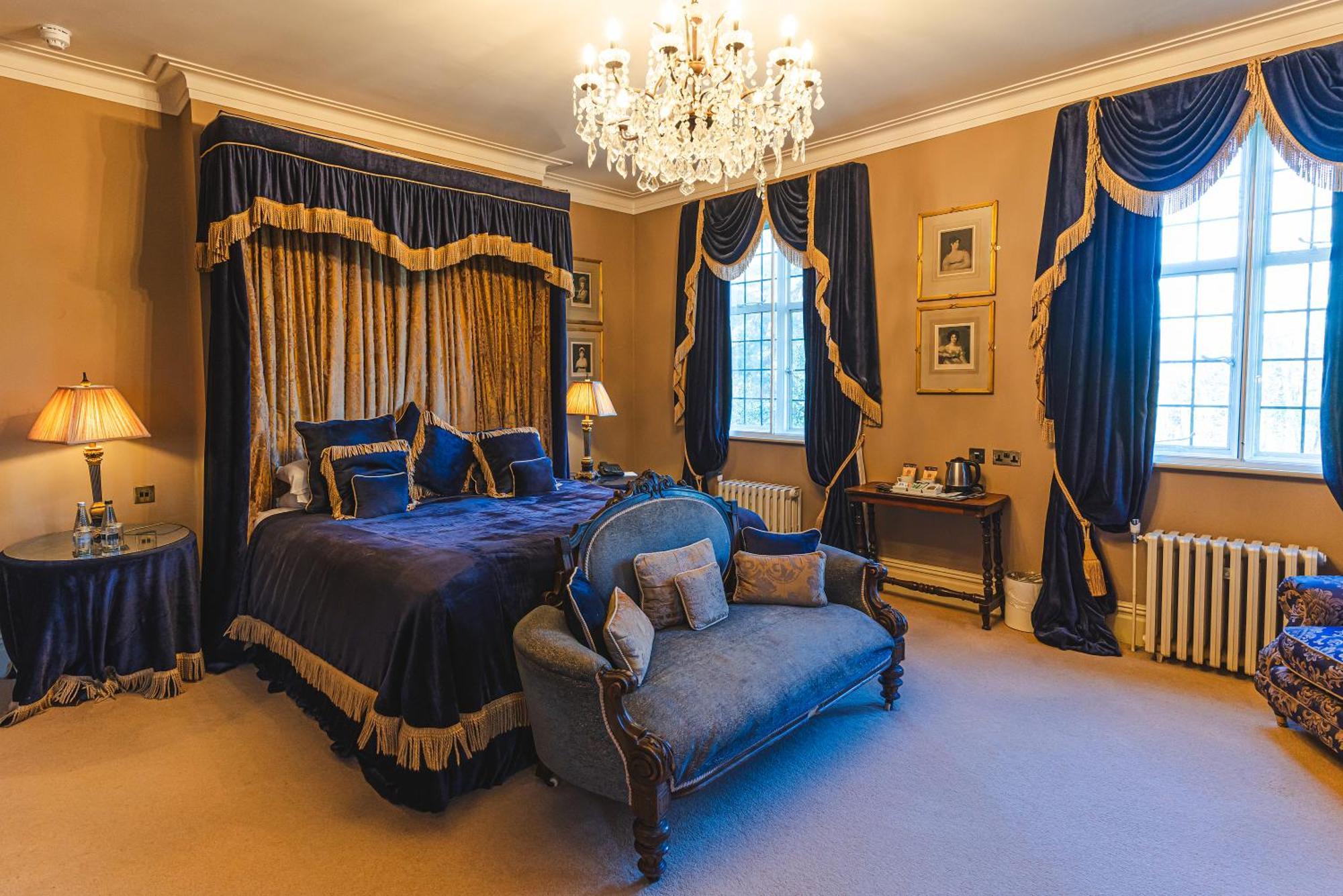 Ye Olde Bell Hotel & Spa Ретфорд Экстерьер фото