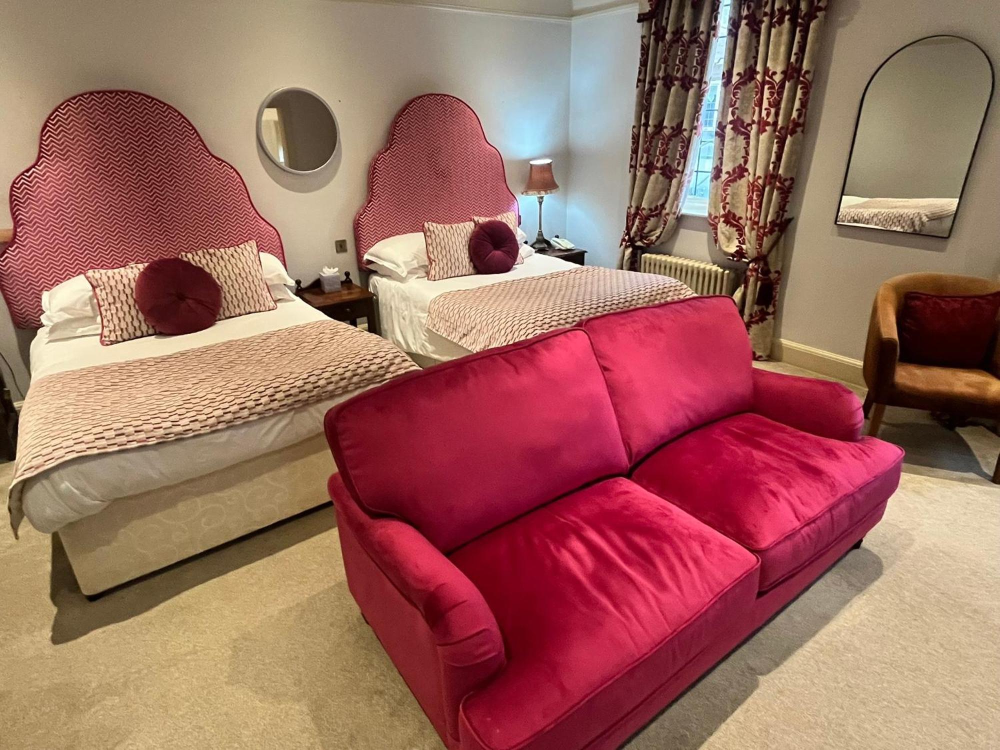 Ye Olde Bell Hotel & Spa Ретфорд Экстерьер фото