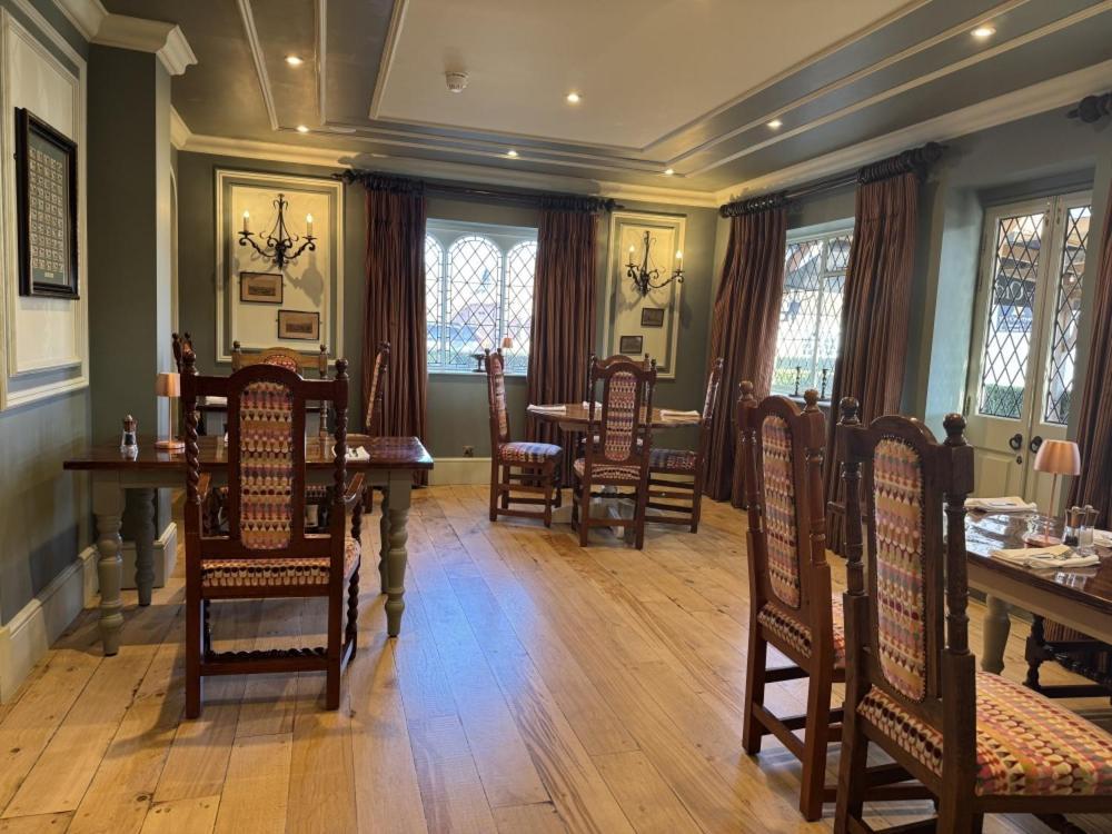 Ye Olde Bell Hotel & Spa Ретфорд Экстерьер фото